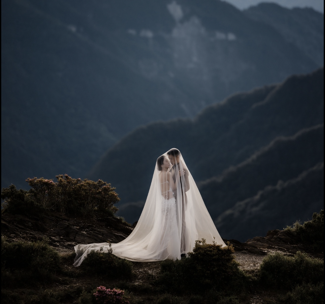 晓看天色暮看云